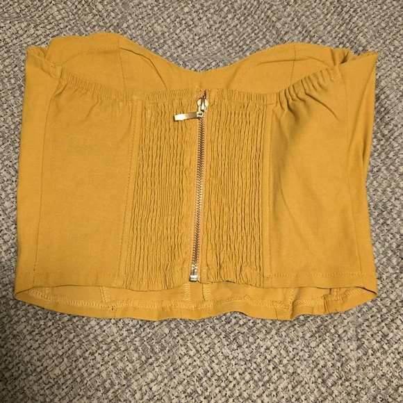 2 Large Top Bundle - Picture 2 of 6